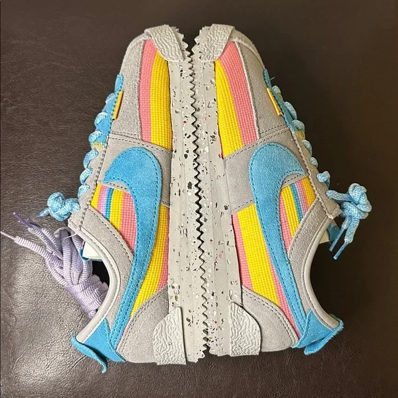 Union LA x Nike Cortez SP “Smoke Grey”… - Picture 5 of 10